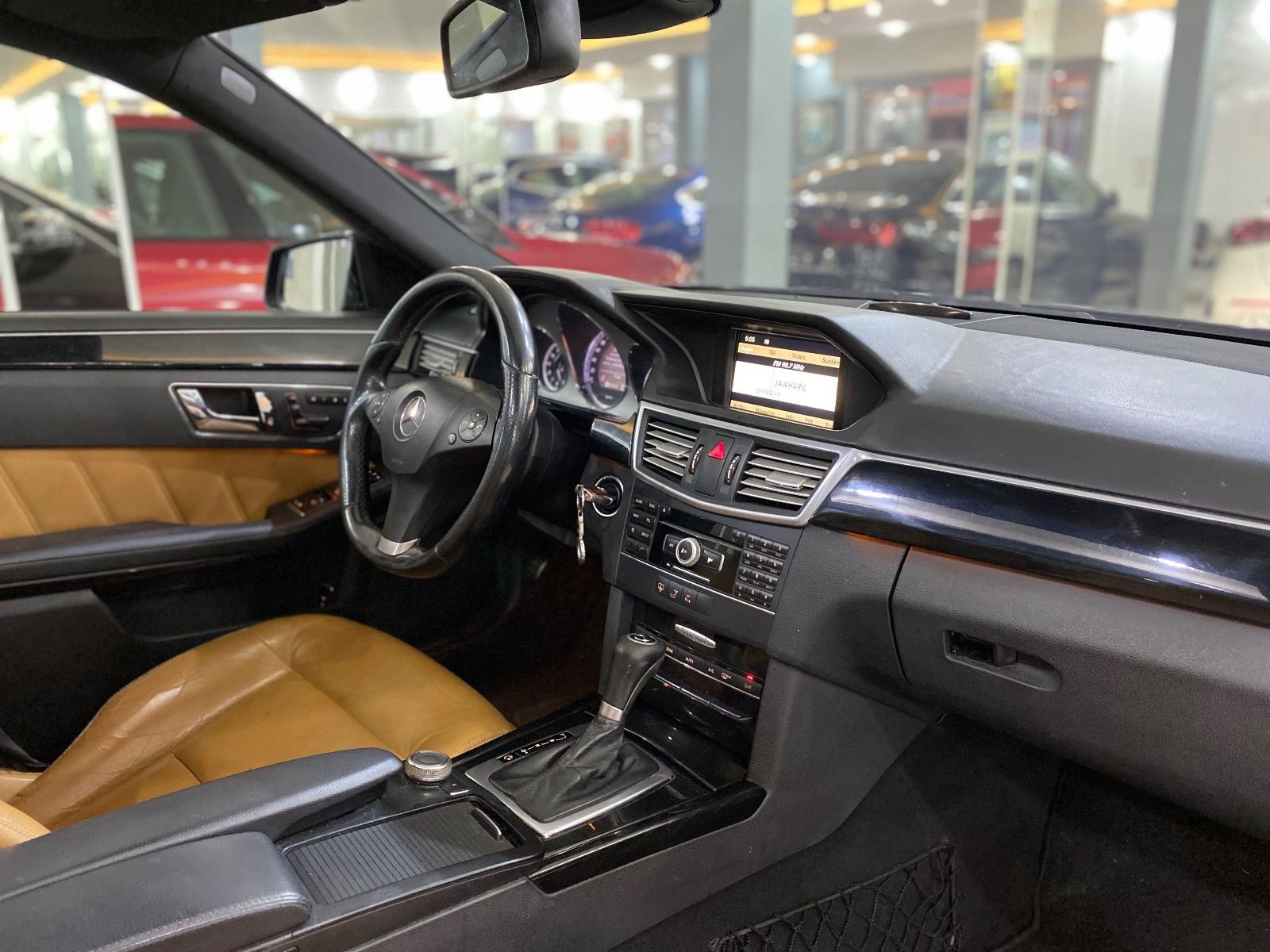 Mercedes-Benz Classe E e220 à Tunis - Photo 9