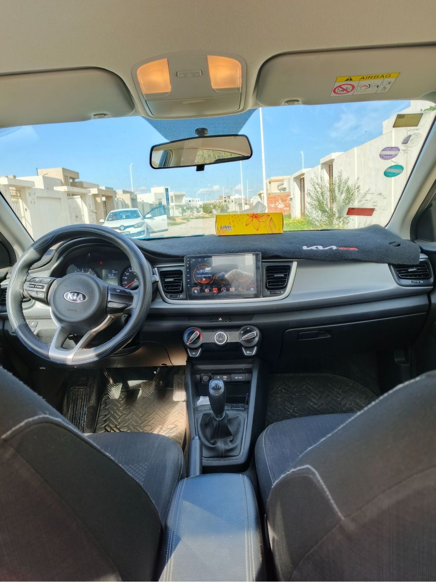 KIA Rio Berline SX à Tunis - Photo 3