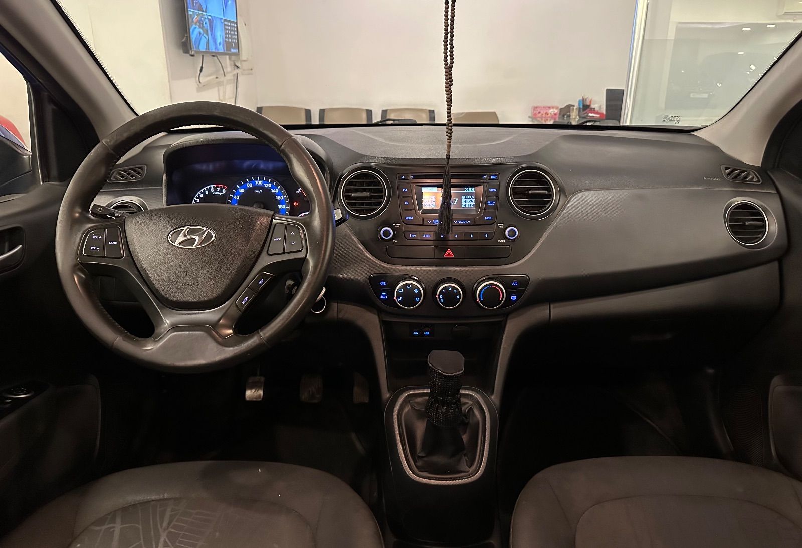 Hyundai Grand i10 Sedan à Kairouan - Photo 9