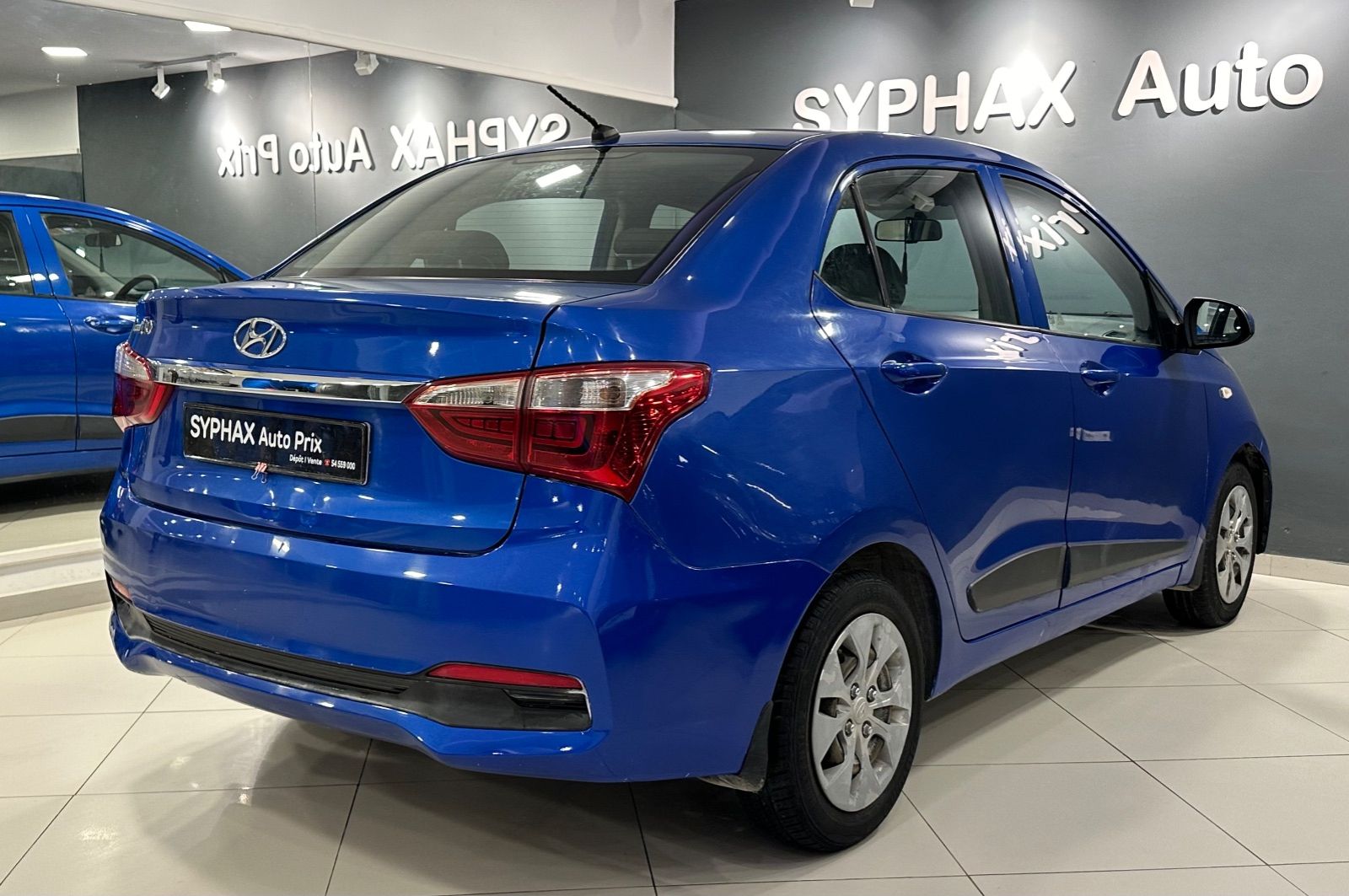Hyundai Grand i10 Sedan à Kairouan - Photo 2