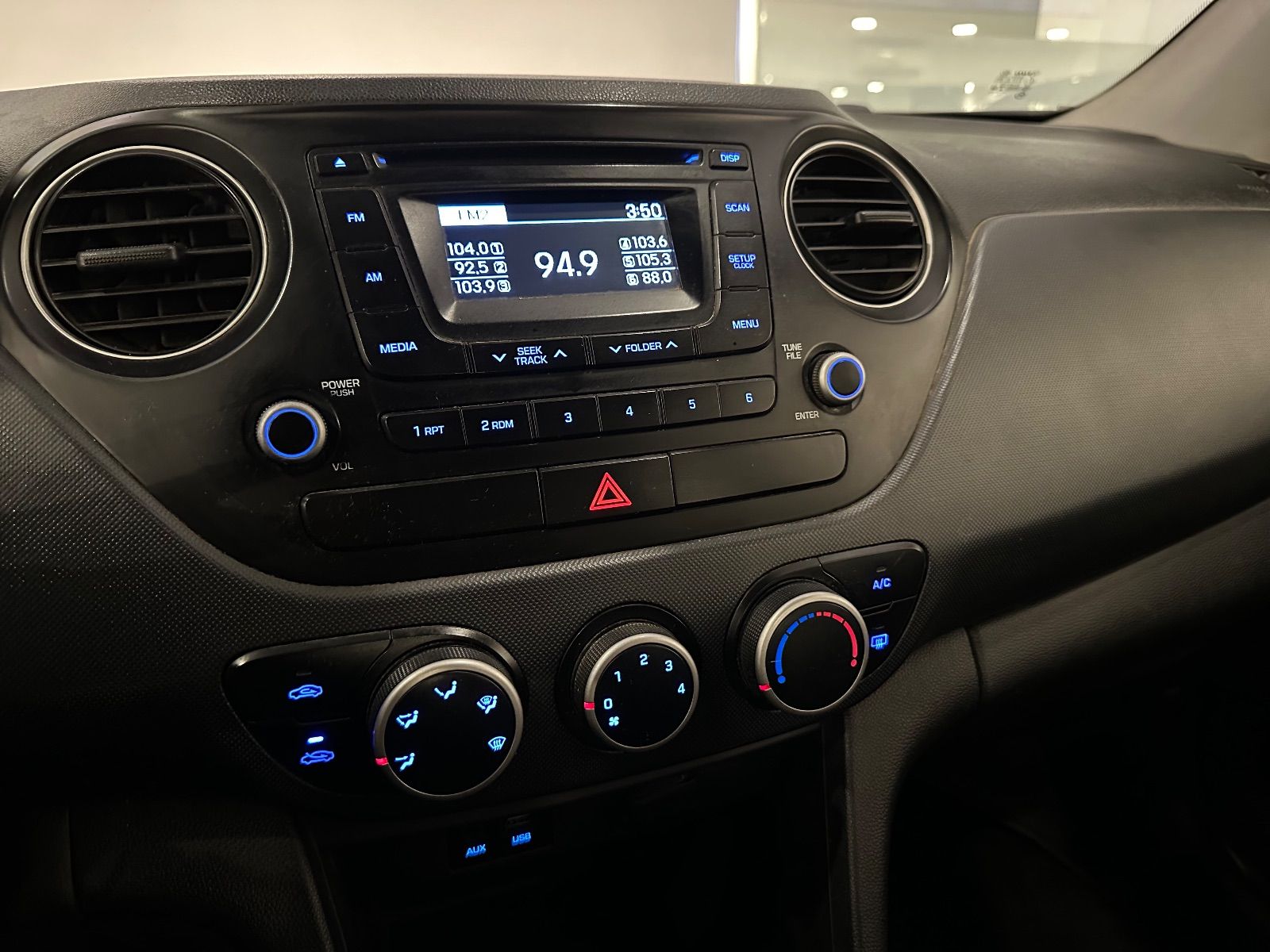 Hyundai Grand i10 Sedan à Kairouan - Photo 12