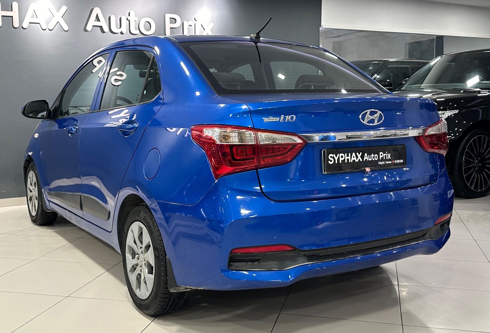 Hyundai Grand i10 Sedan à Kairouan - Photo 4