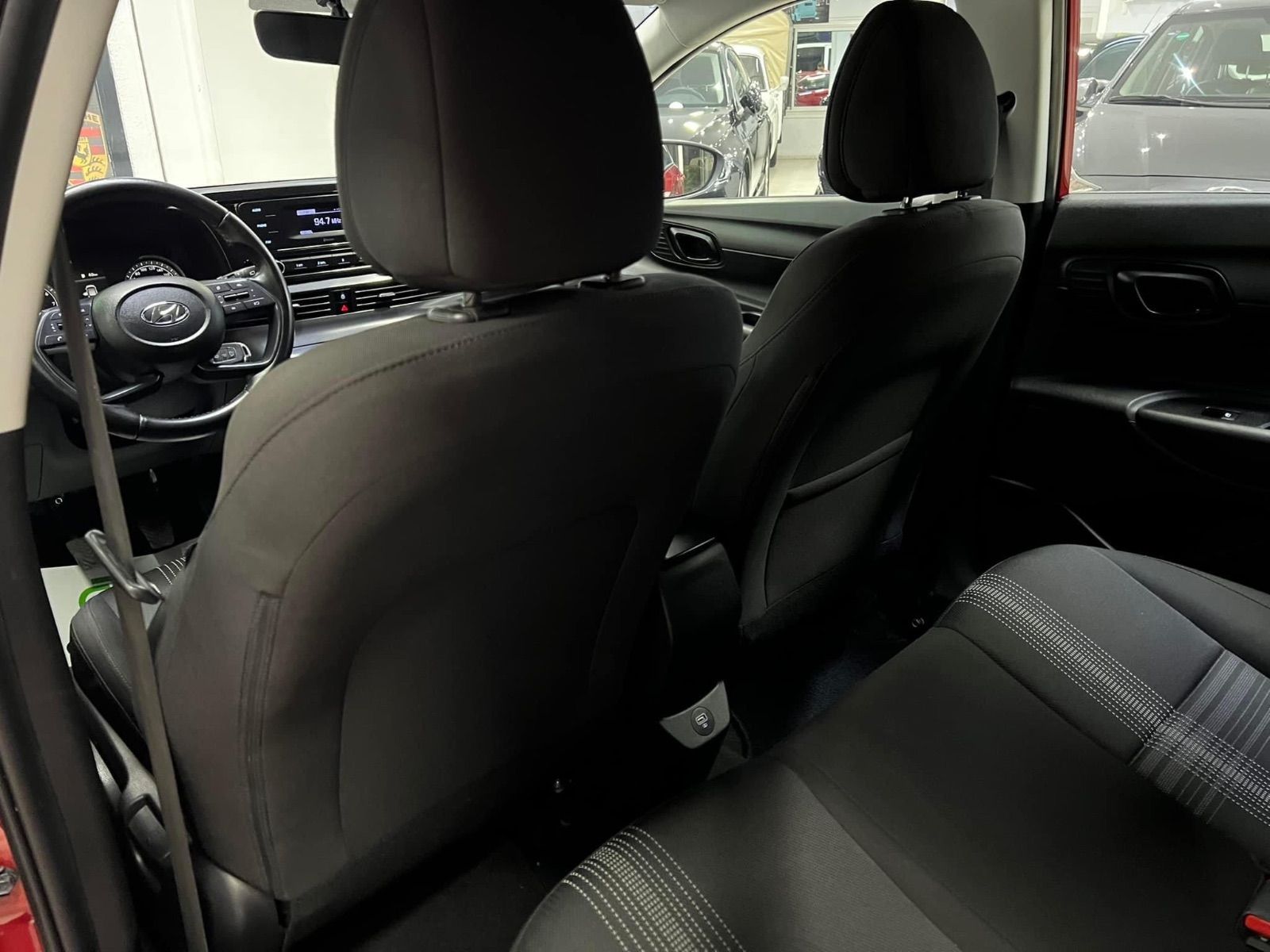 Hyundai i20 High Grade à Tunis - Photo 16