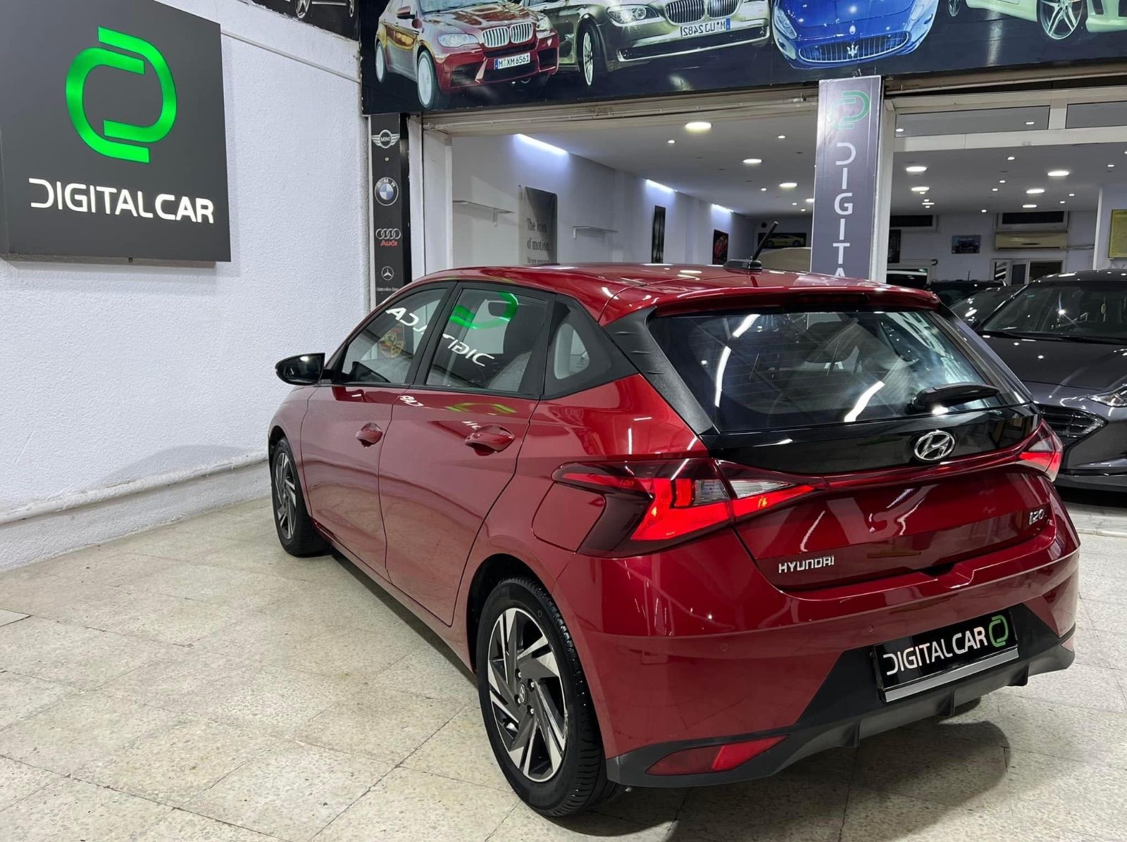 Hyundai i20 High Grade à Tunis - Photo 8