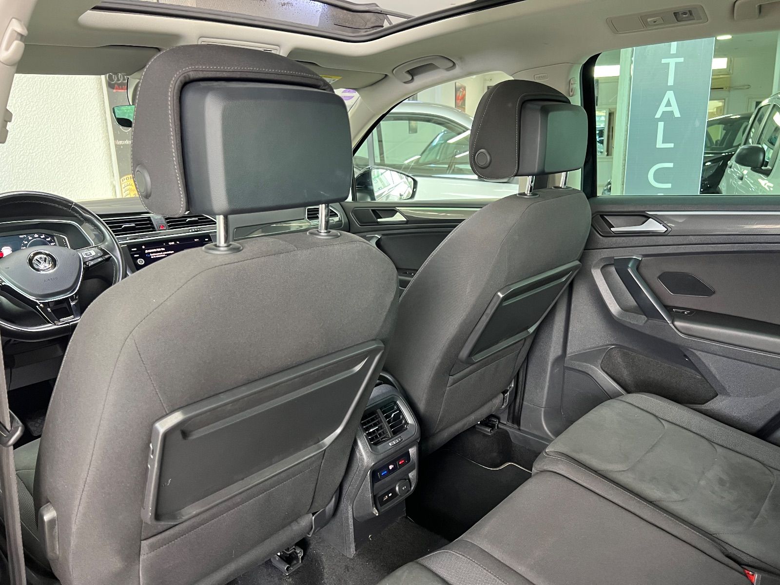 Volkswagen Tiguan Confortline à Tunis - Photo 21