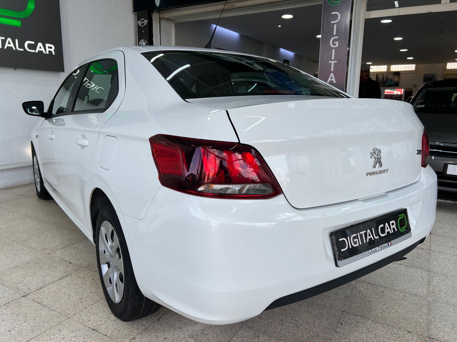 Peugeot 301 à Ariana - Photo 15