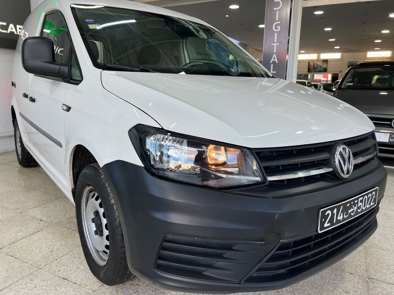 Volkswagen Caddy Prestige PM à Tunis - Photo 8
