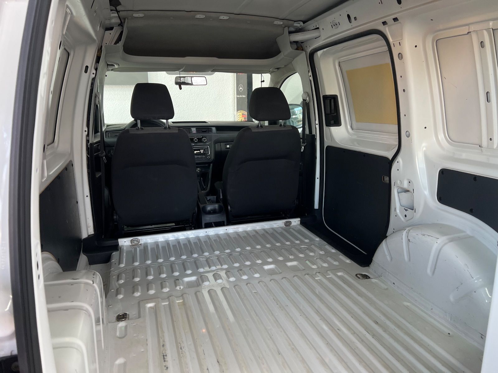 Volkswagen Caddy Prestige PM à Tunis - Photo 13
