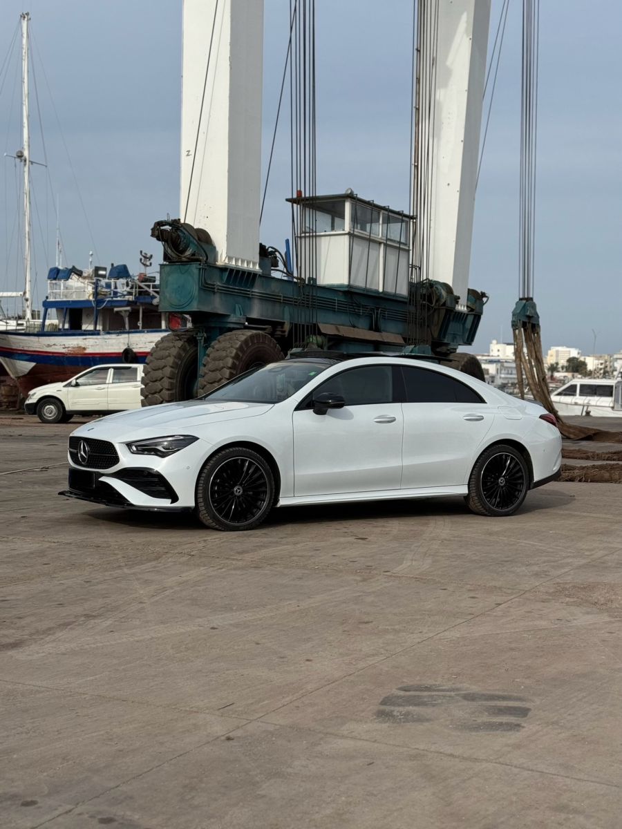 Mercedes-Benz CLA AMG Edition 1 à Ariana - Photo 17