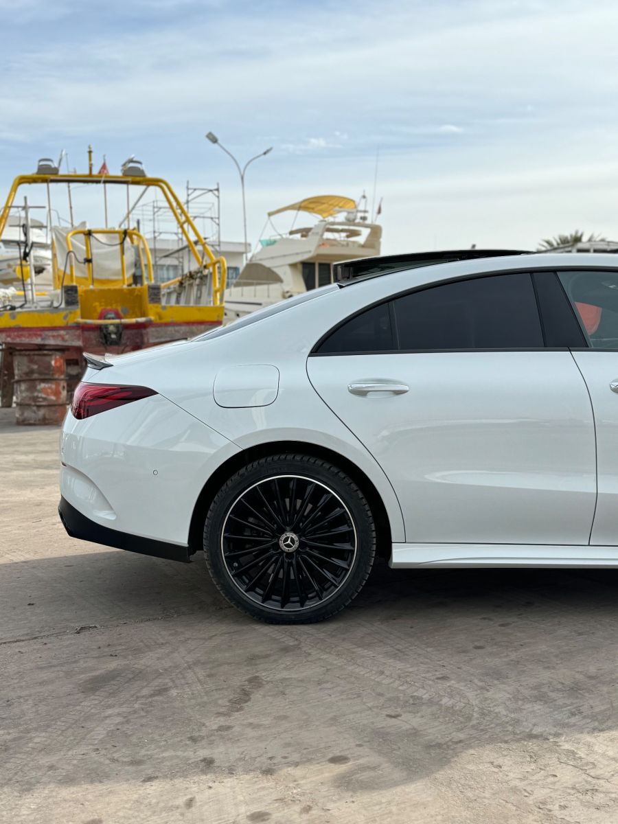 Mercedes-Benz CLA AMG Edition 1 à Ariana - Photo 9
