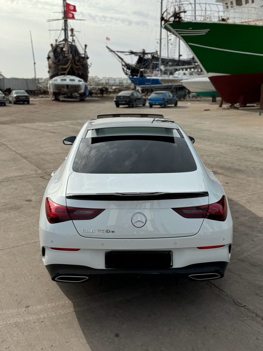 Mercedes-Benz CLA AMG Edition 1 à Ariana - Photo 3