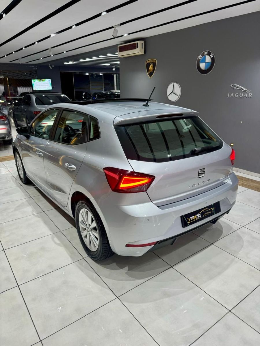 Seat Ibiza à Ben Arous - Photo 3