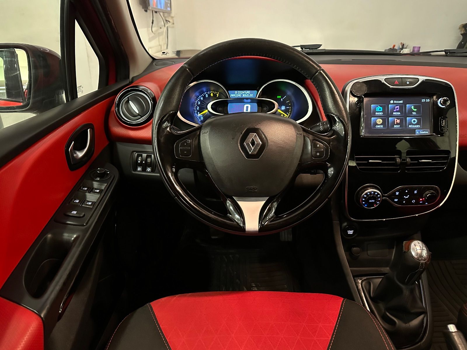 Renault Clio Dynamique à Tunis - Photo 5