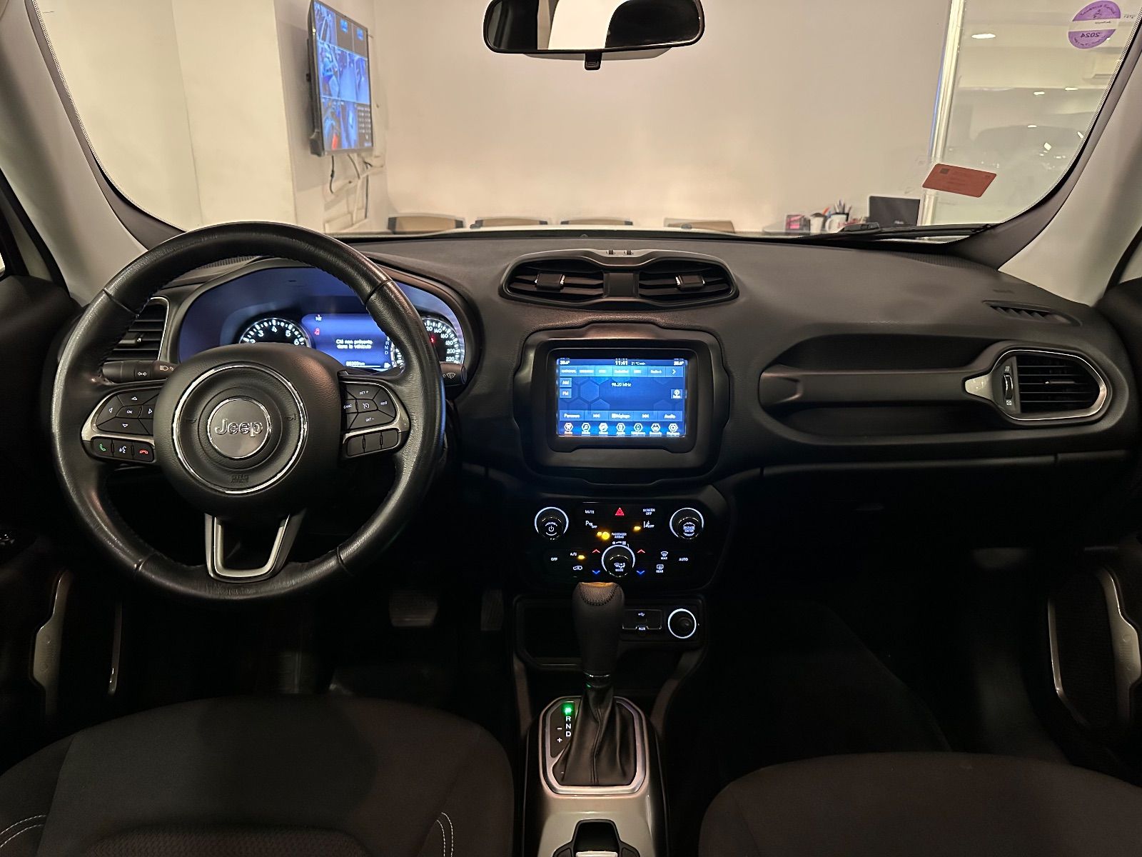 Jeep Renegade Limited à Tunis - Photo 13