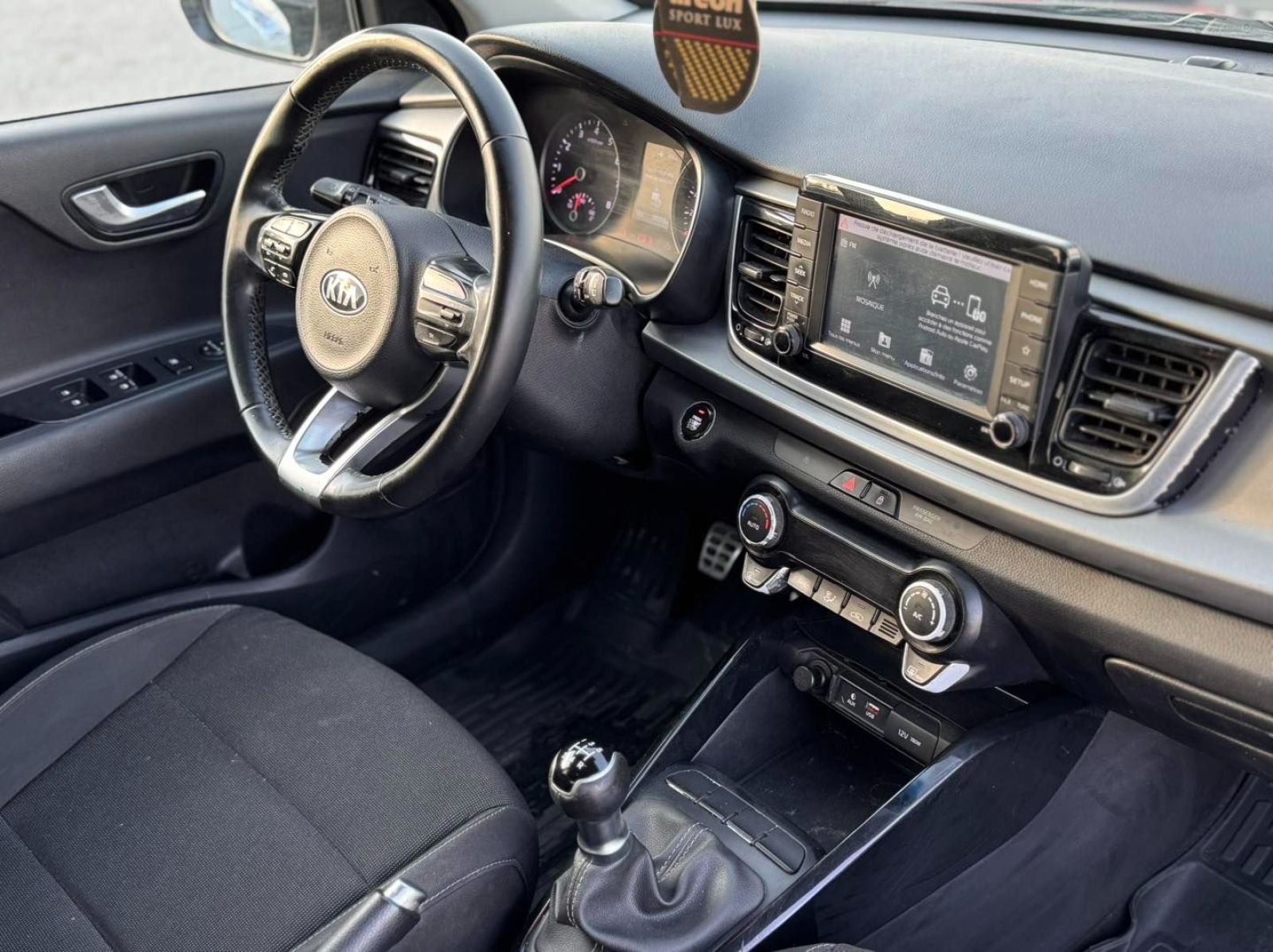 KIA Rio 5p SX Plus à Tunis - Photo 6