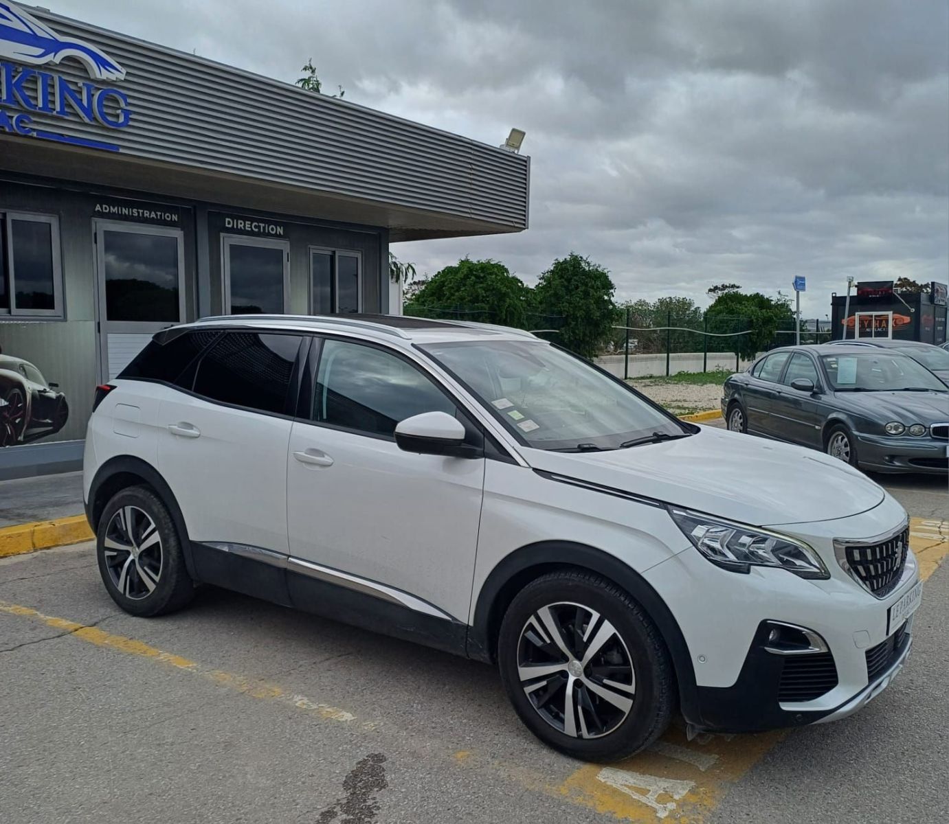 Peugeot 3008 GT-line à Tunis - Photo 2