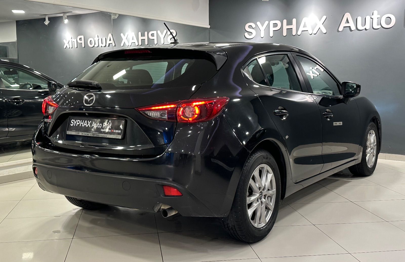 Mazda 3 à Ariana - Photo 2
