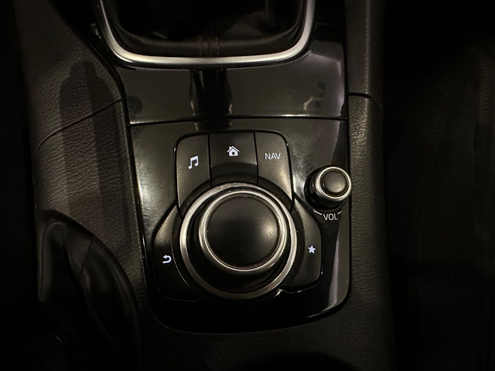 Mazda 3 à Ariana - Photo 15