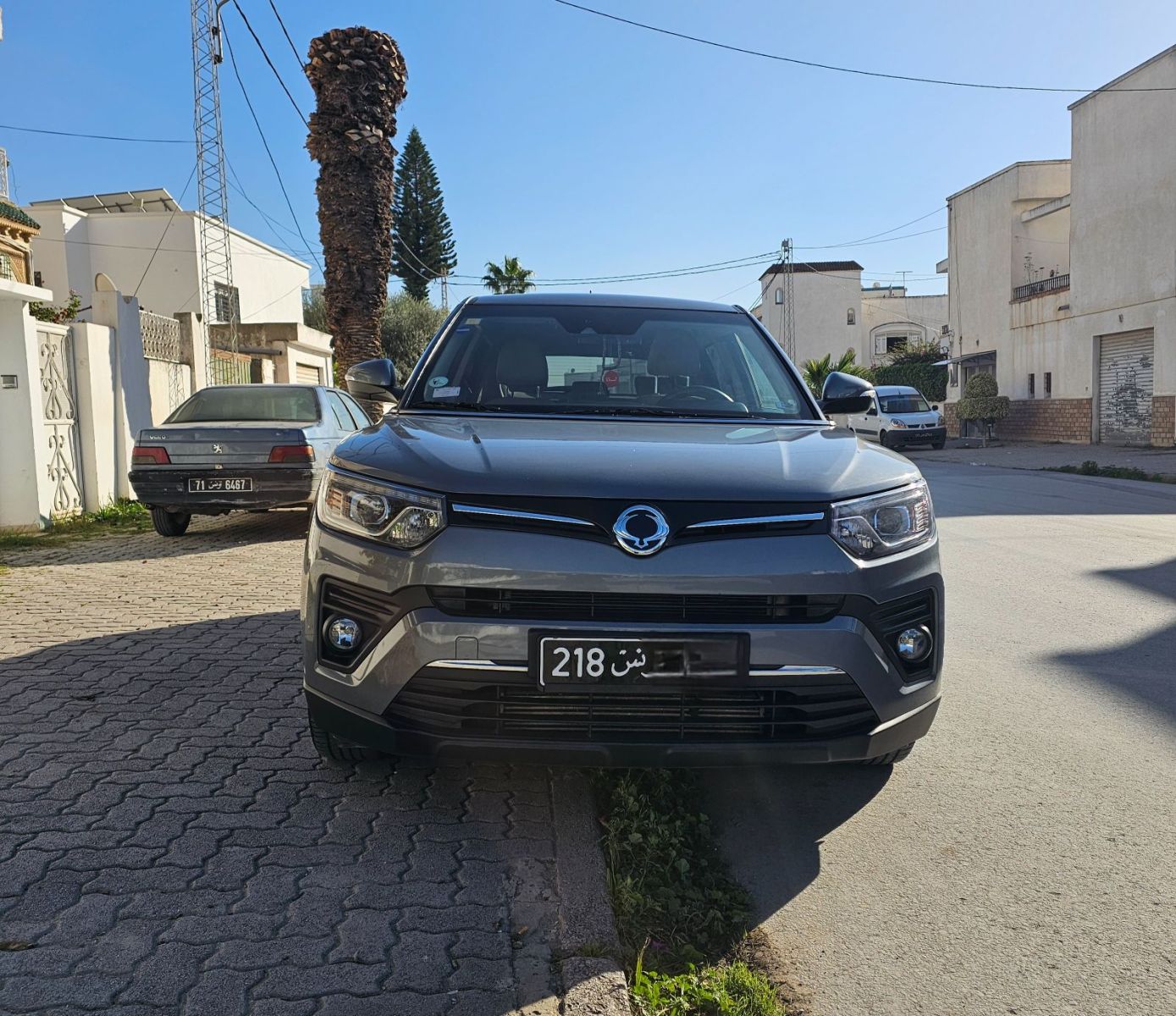 Ssangyong Tivoli Classy à Sfax - Photo 2