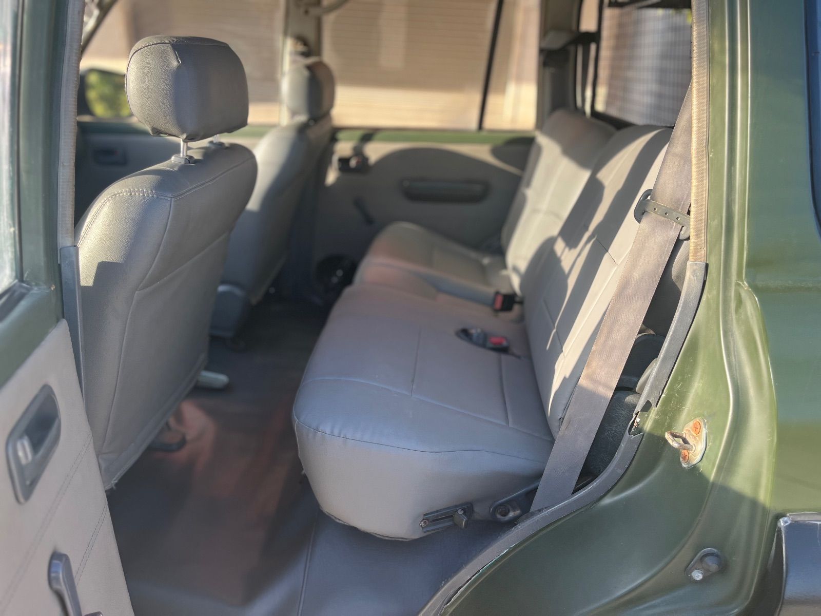 Toyota Land Cruiser 80 à Tunis - Photo 5