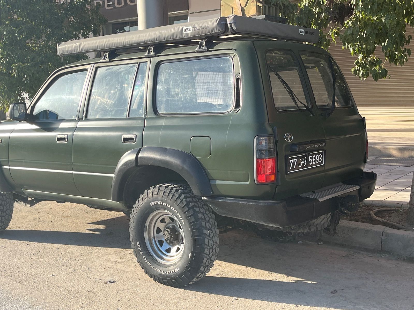 Toyota Land Cruiser 80 à Tunis - Photo 3