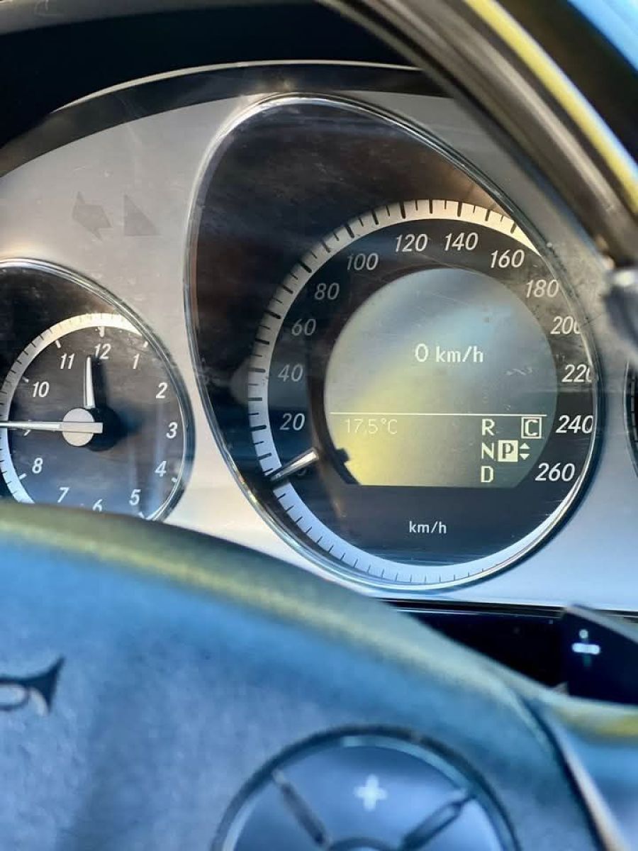 Mercedes-Benz Classe E 220 cdi à Sfax - Photo 7