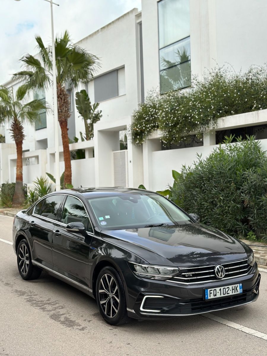 Volkswagen Passat R-Line DSG à Ariana - Photo 1