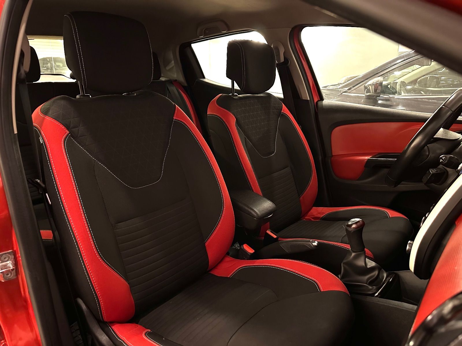 Renault Clio Dynamique à Ben Arous - Photo 8