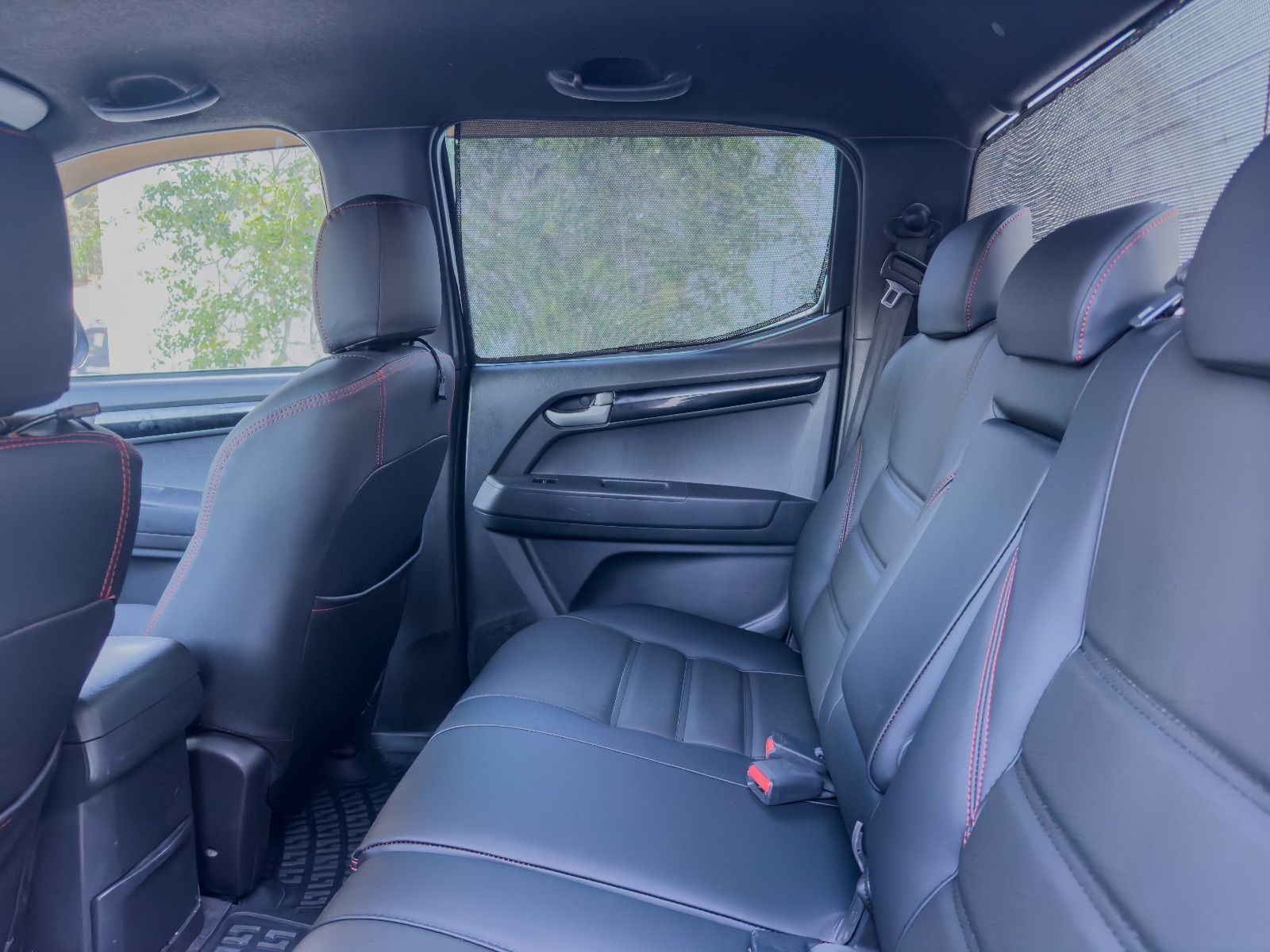 Isuzu D-Max Double Cabine à Nabeul - Photo 9