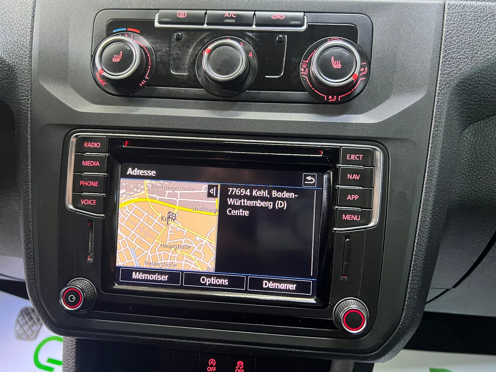 Volkswagen Caddy Prestige à Tunis - Photo 21