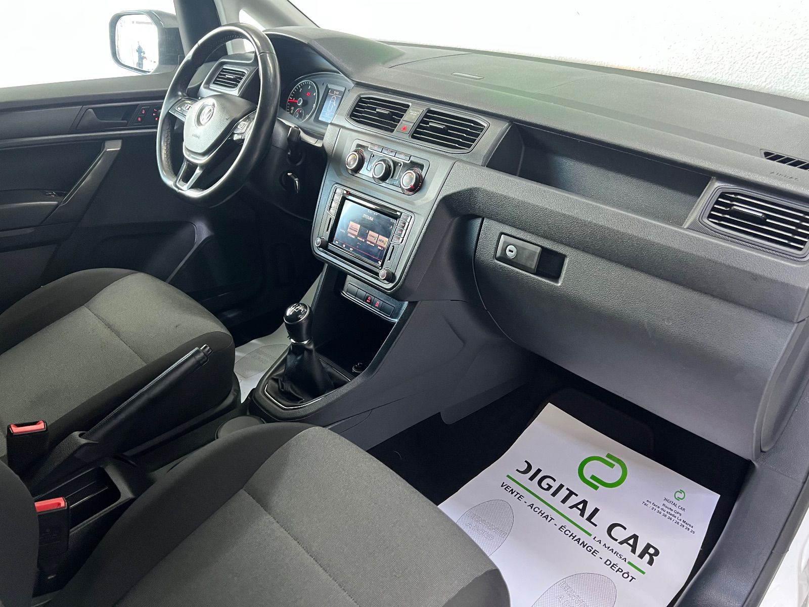 Volkswagen Caddy Prestige à Tunis - Photo 22