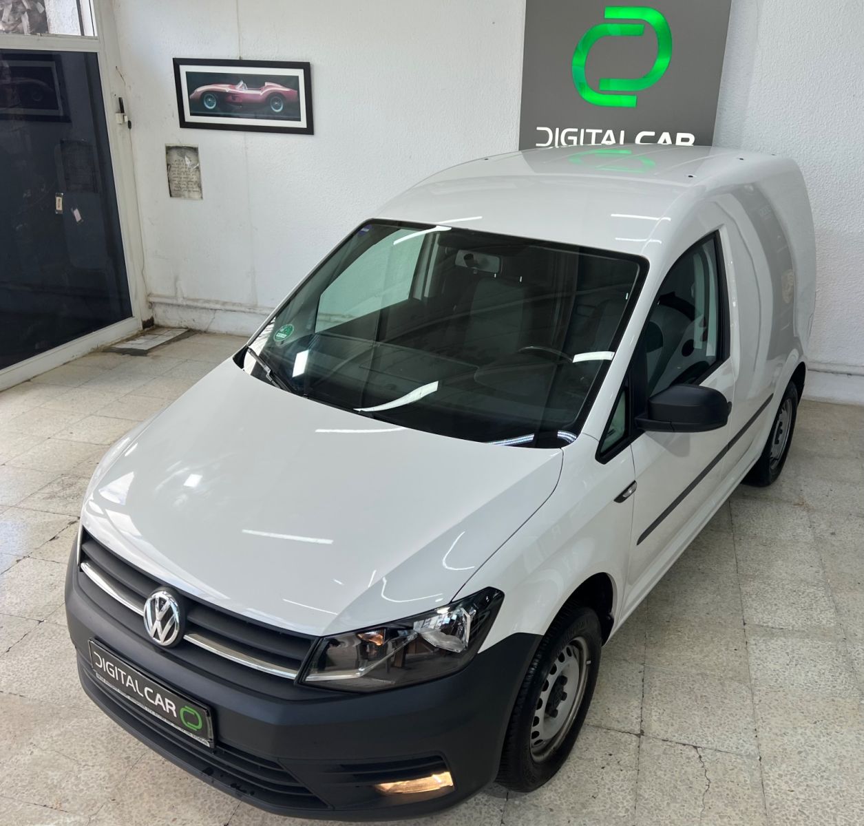 Volkswagen Caddy Prestige à Tunis - Photo 6