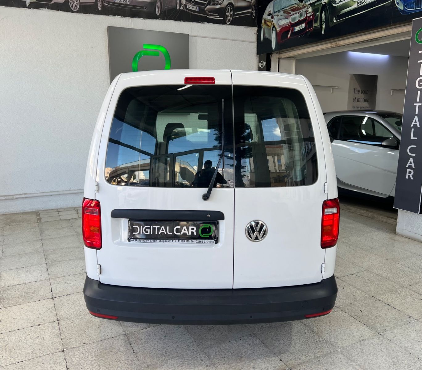 Volkswagen Caddy Prestige à Tunis - Photo 9