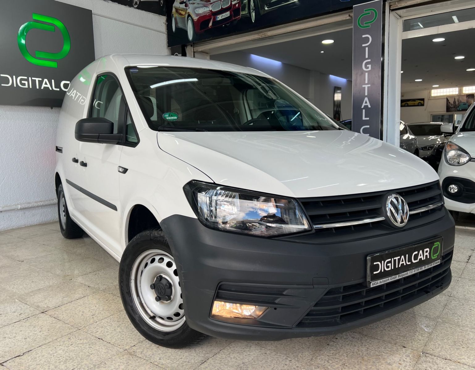 Volkswagen Caddy Prestige à Tunis - Photo 3