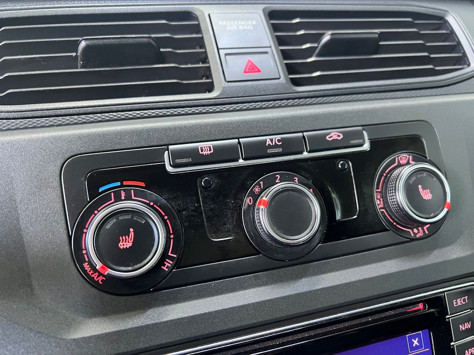 Volkswagen Caddy Prestige à Tunis - Photo 25
