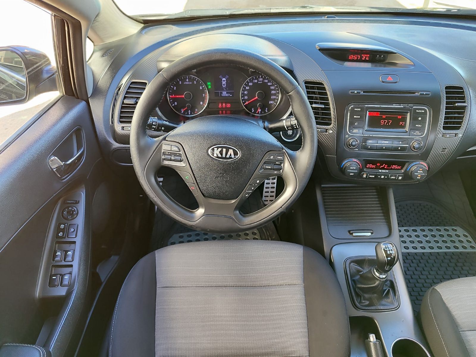 KIA Cerato à Tunisie - Photo 8