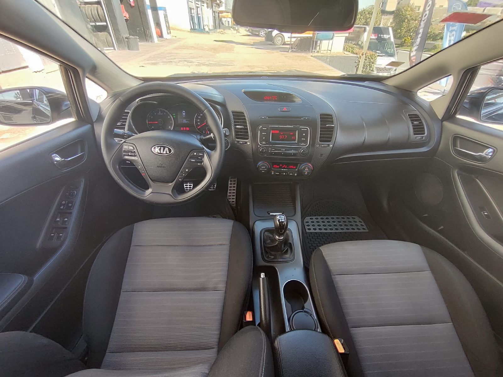 KIA Cerato à Tunisie - Photo 9