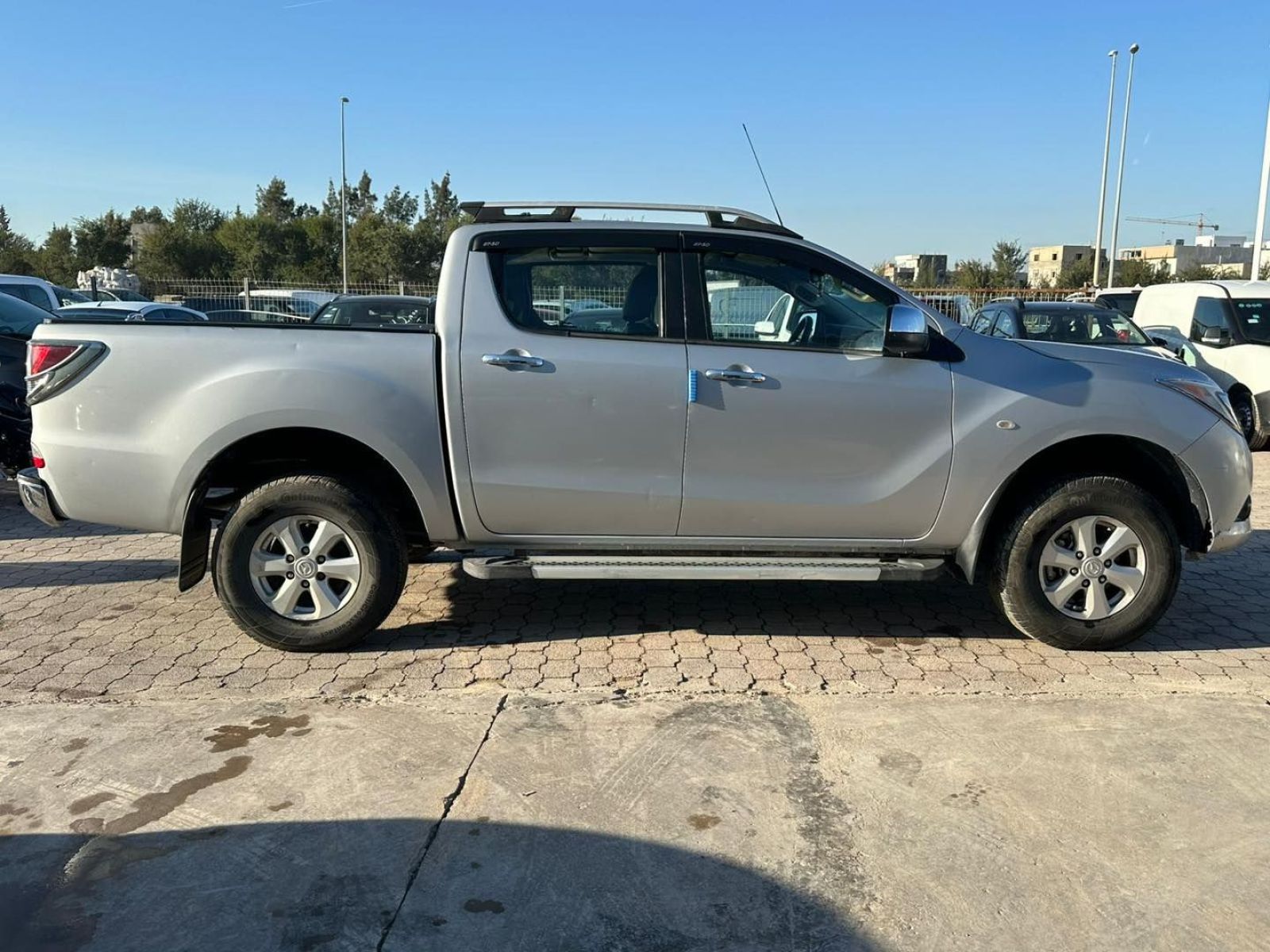 Mazda BT-50 à Tunis - Photo 4
