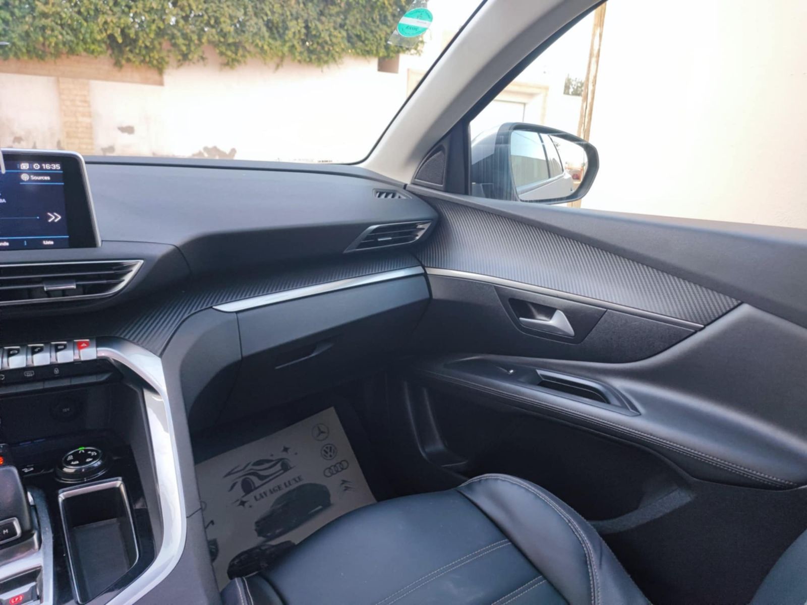 Peugeot 3008 à Tunis - Photo 1