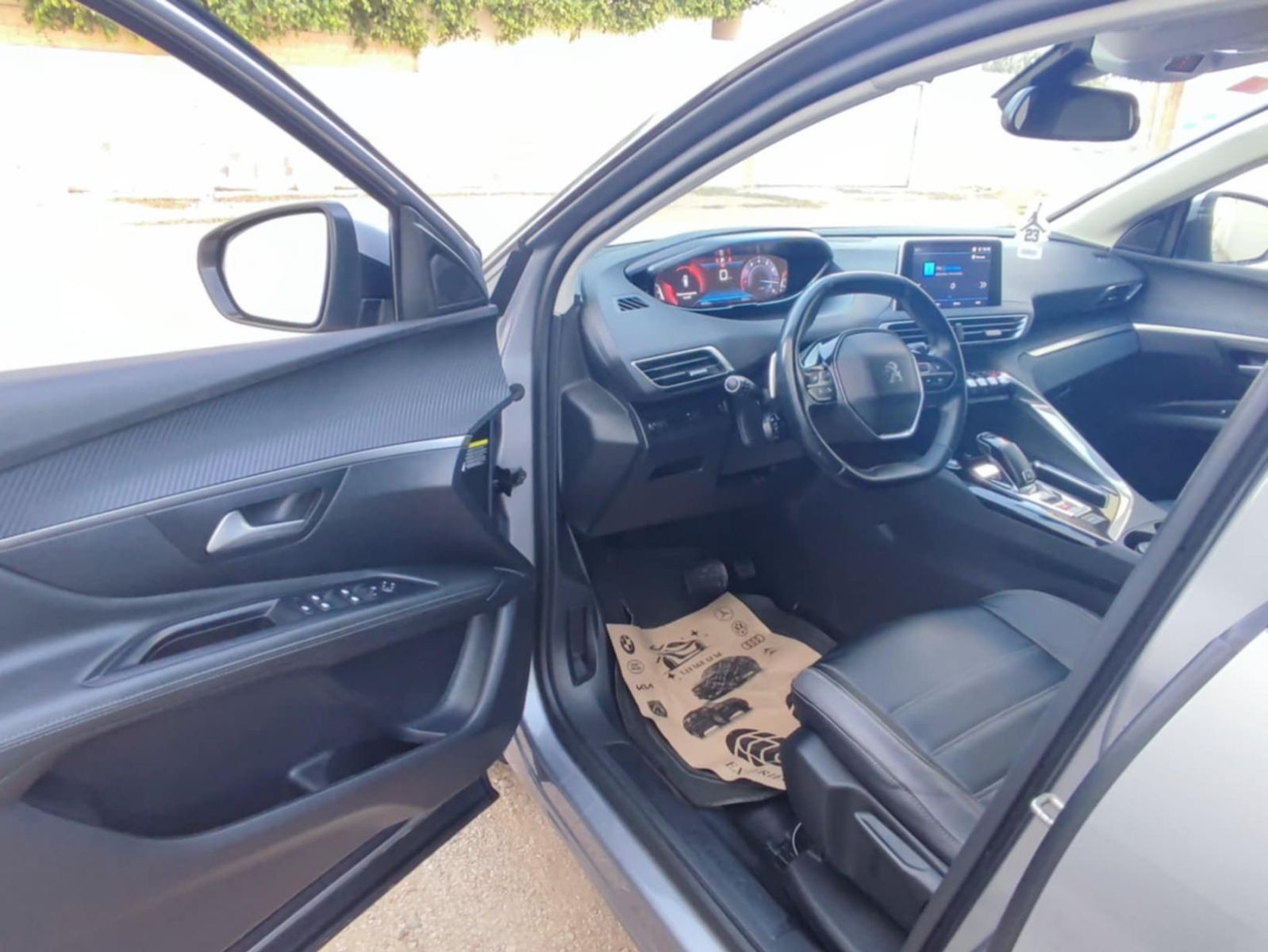 Peugeot 3008 à Tunis - Photo 8