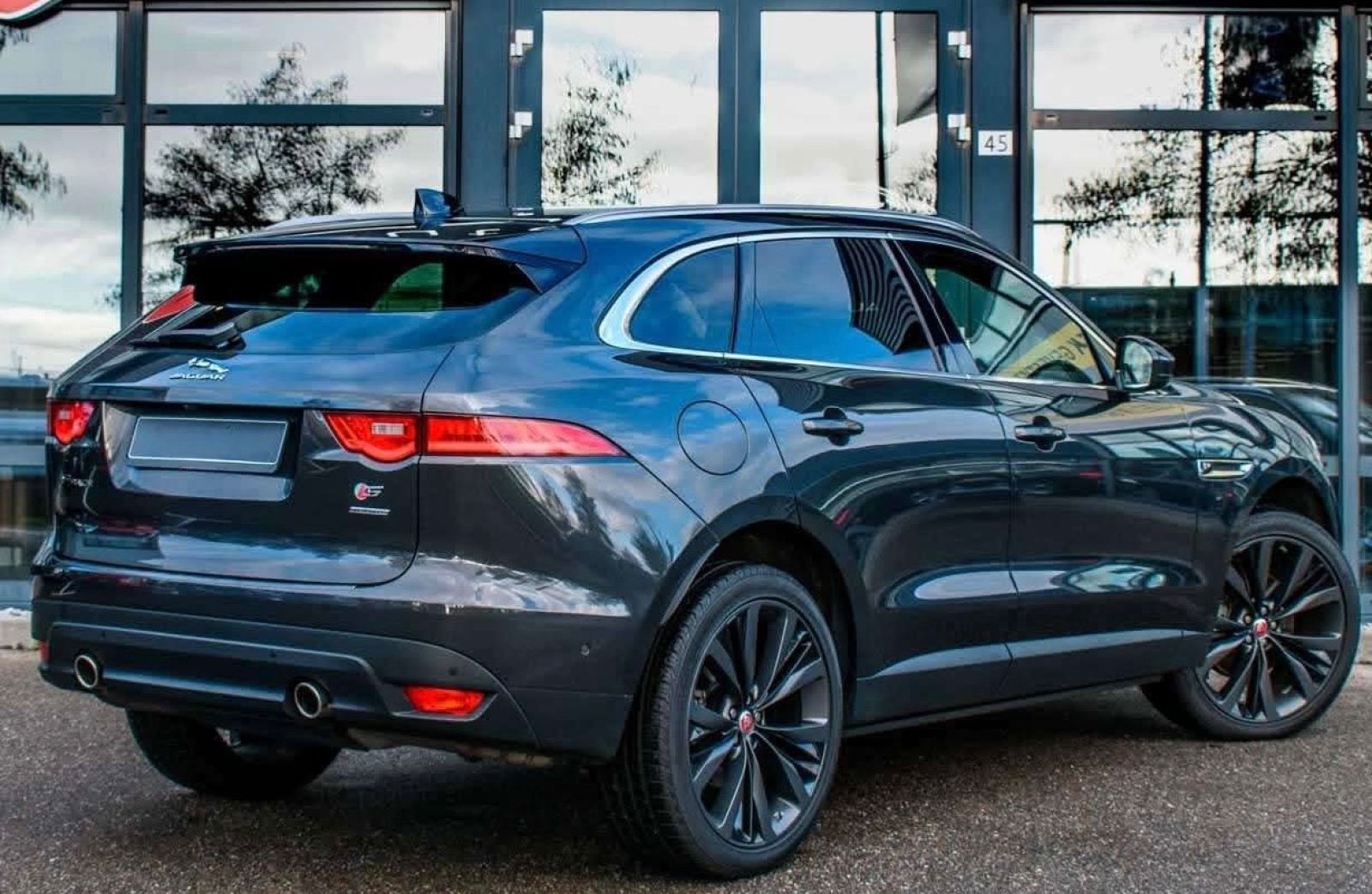 Jaguar F-Pace R_Dynamic à Tunis - Photo 30