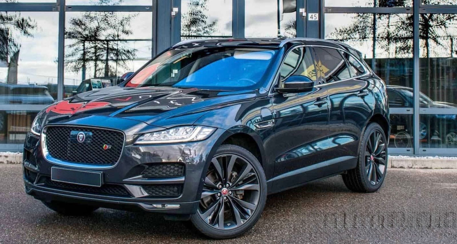Jaguar F-Pace R_Dynamic à Tunis - Photo 4