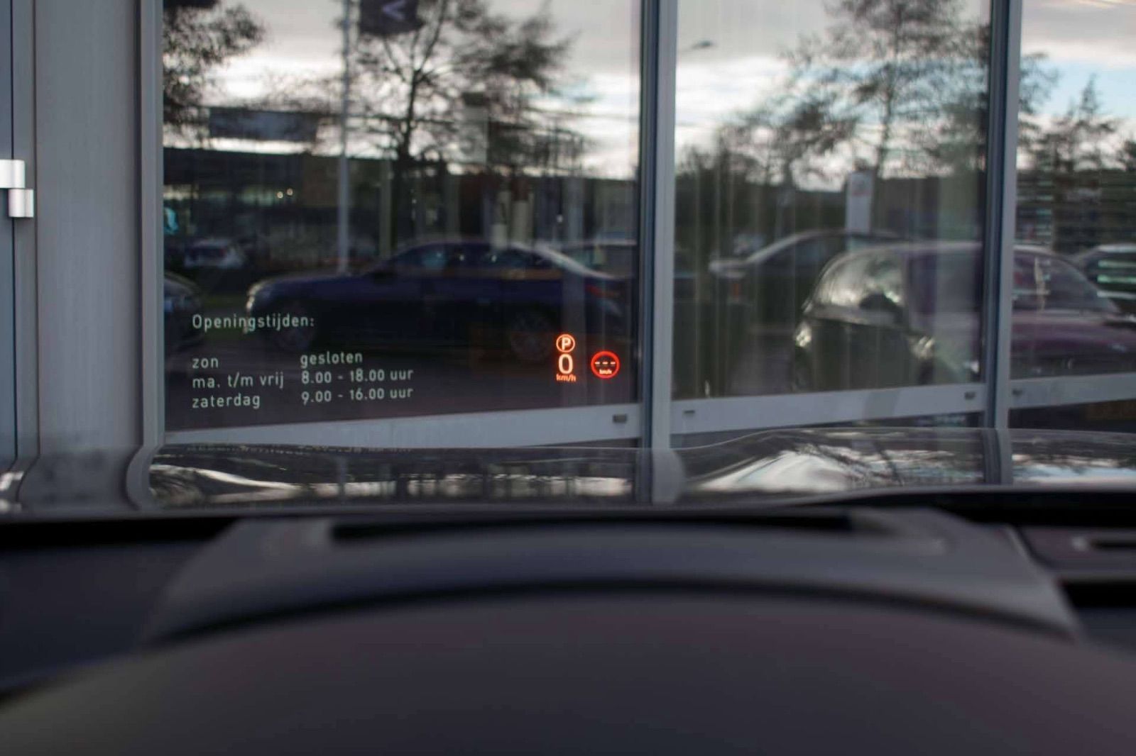 Jaguar F-Pace R_Dynamic à Tunis - Photo 21