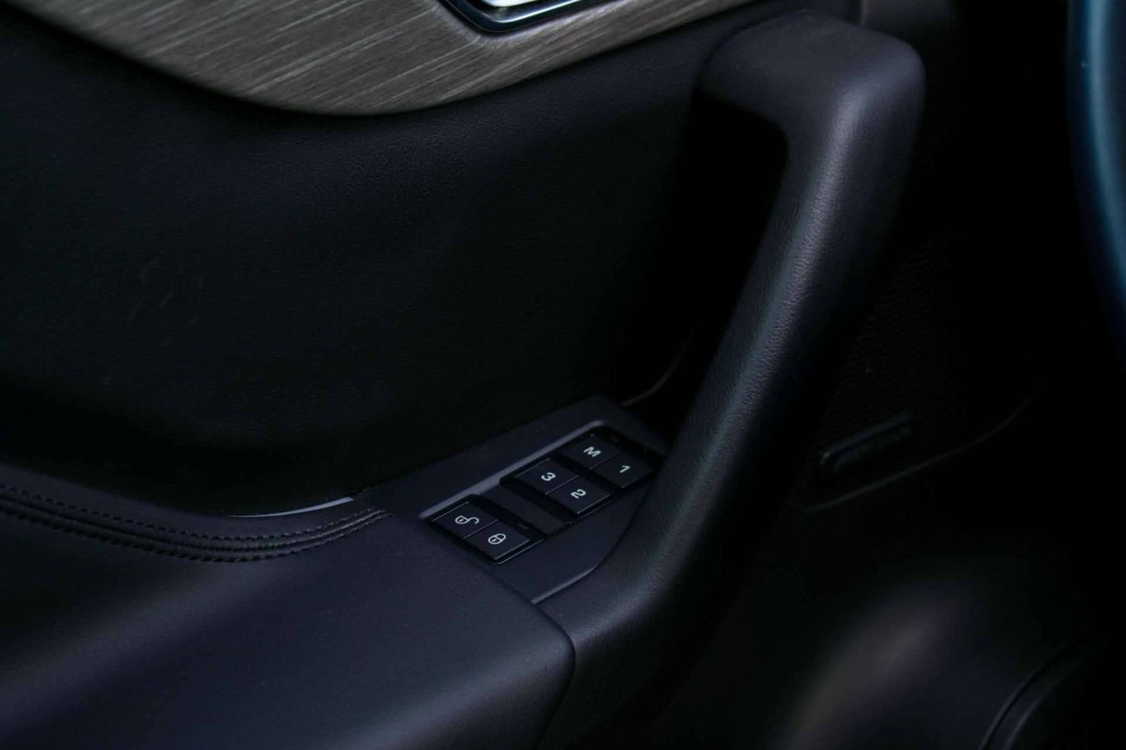 Jaguar F-Pace R_Dynamic à Tunis - Photo 22