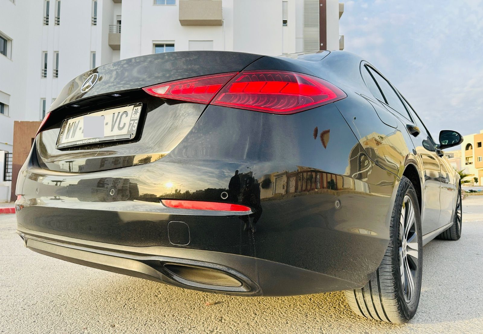 Mercedes-Benz Classe C AMG + à Tunis - Photo 6