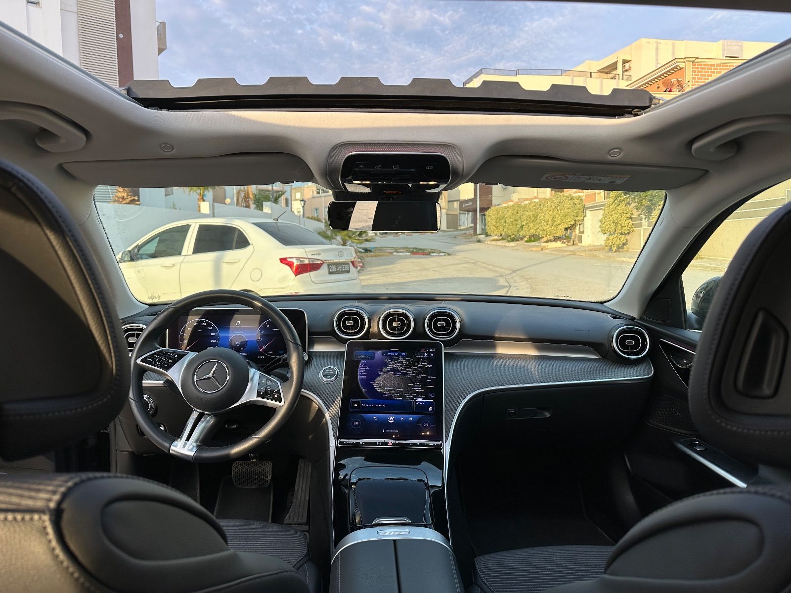 Mercedes-Benz Classe C AMG + à Tunis - Photo 11