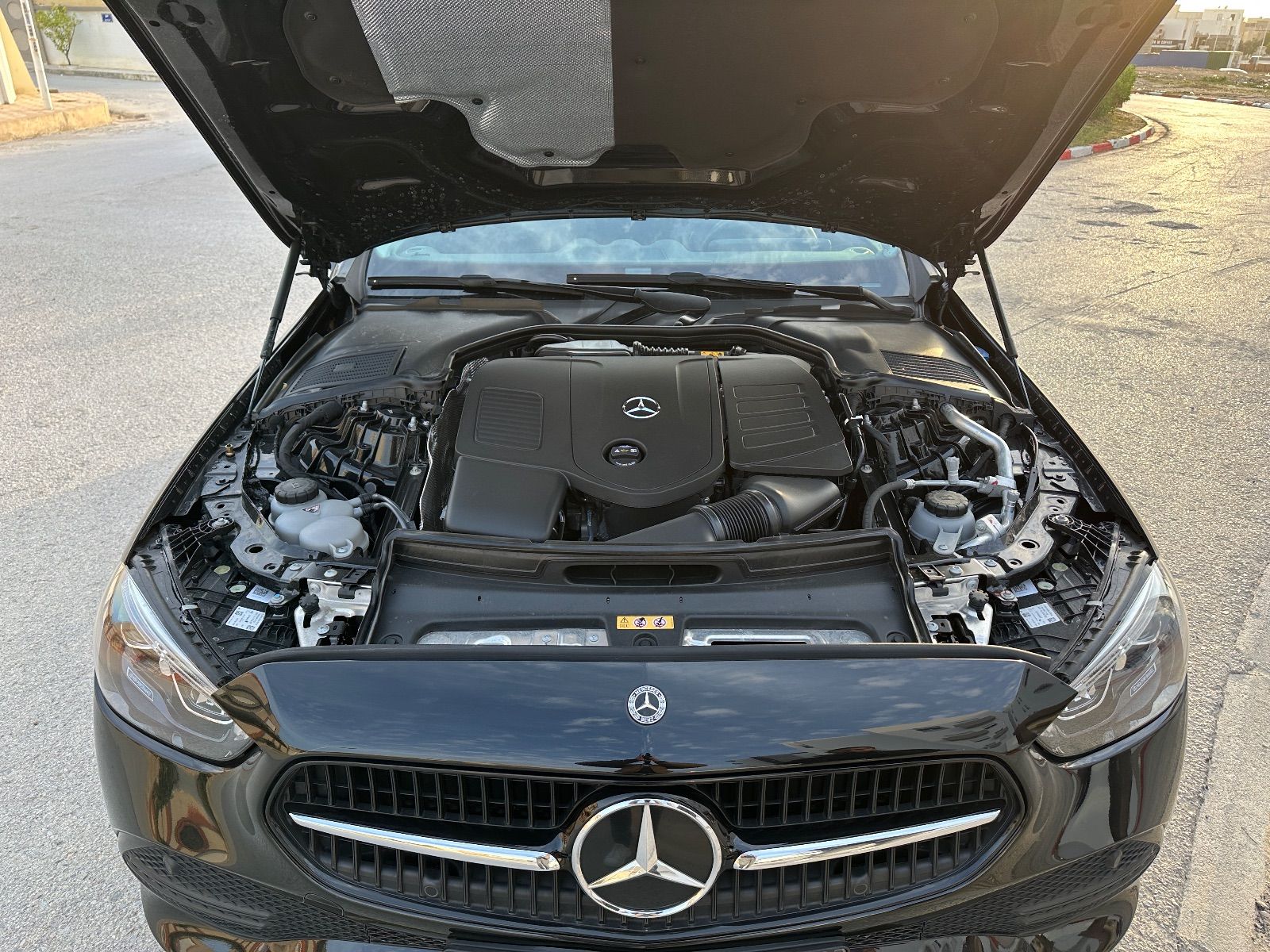 Mercedes-Benz Classe C AMG + à Tunis - Photo 10