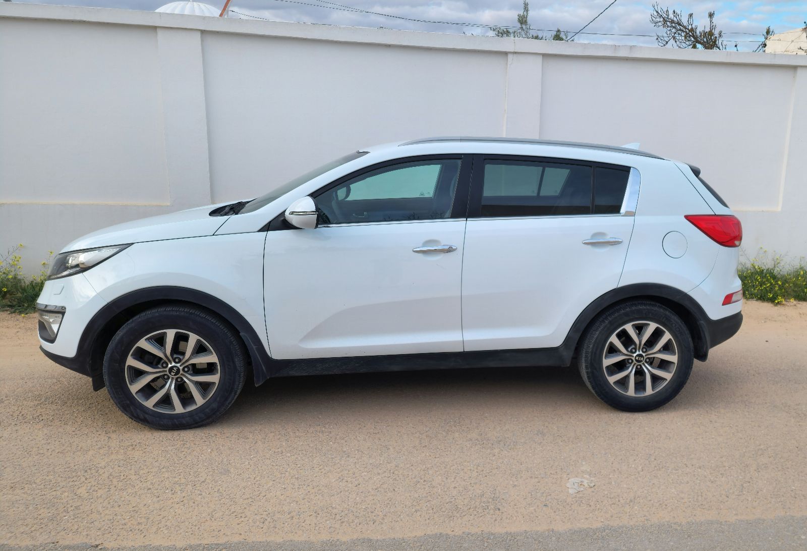 KIA Sportage BVM à Ben Arous - Photo 1