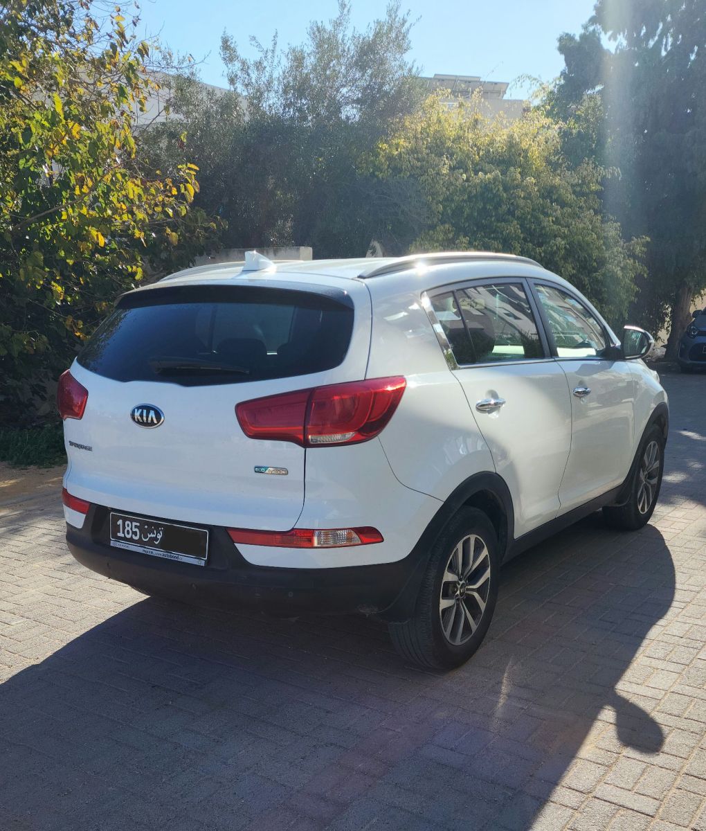 KIA Sportage BVM à Ben Arous - Photo 2