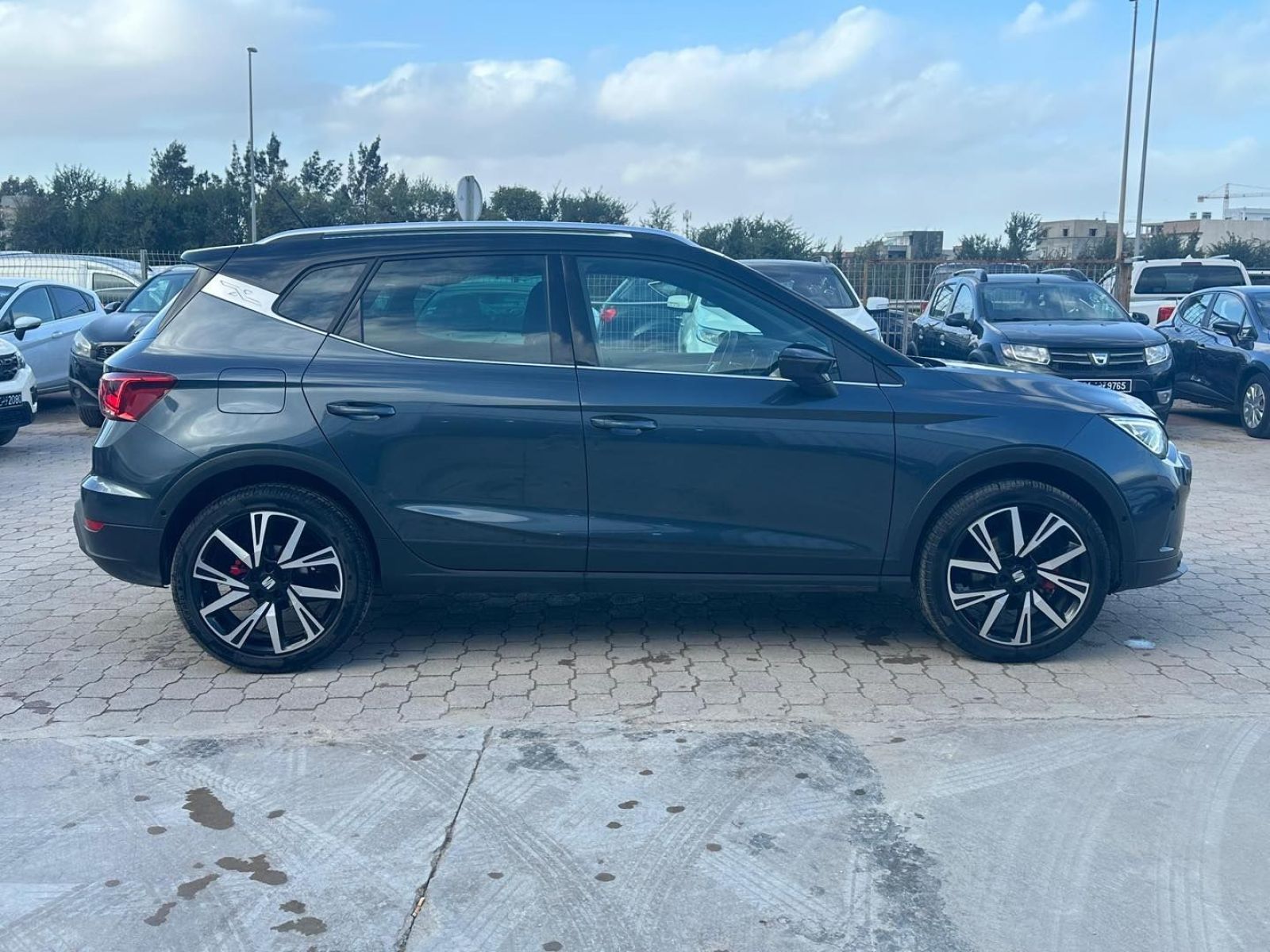 Seat Arona FR à Tunis - Photo 4